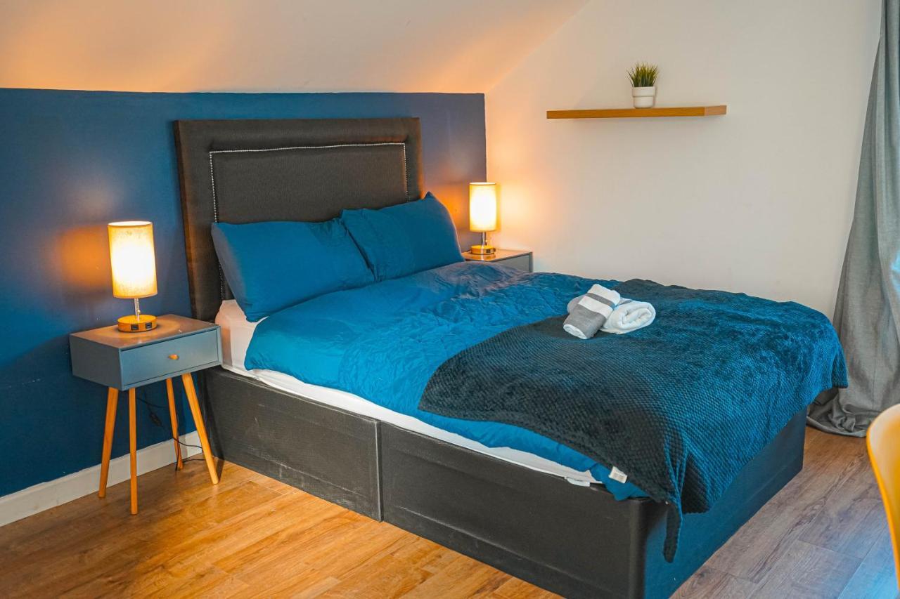 Apartment Private And Spacious 2 Bedroom House - Free Parking! Cardiff